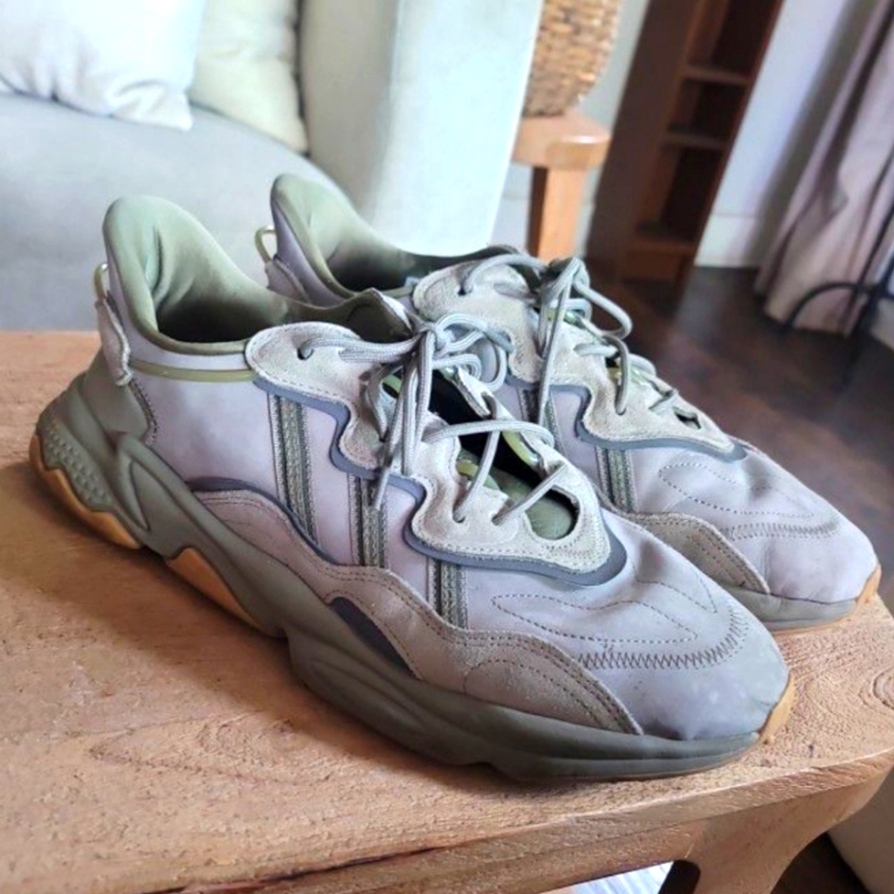 Adidas ozweego size 14